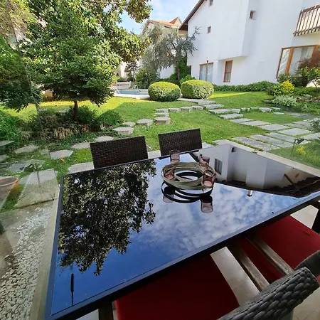 فيلة Zero Stress Villa- *
